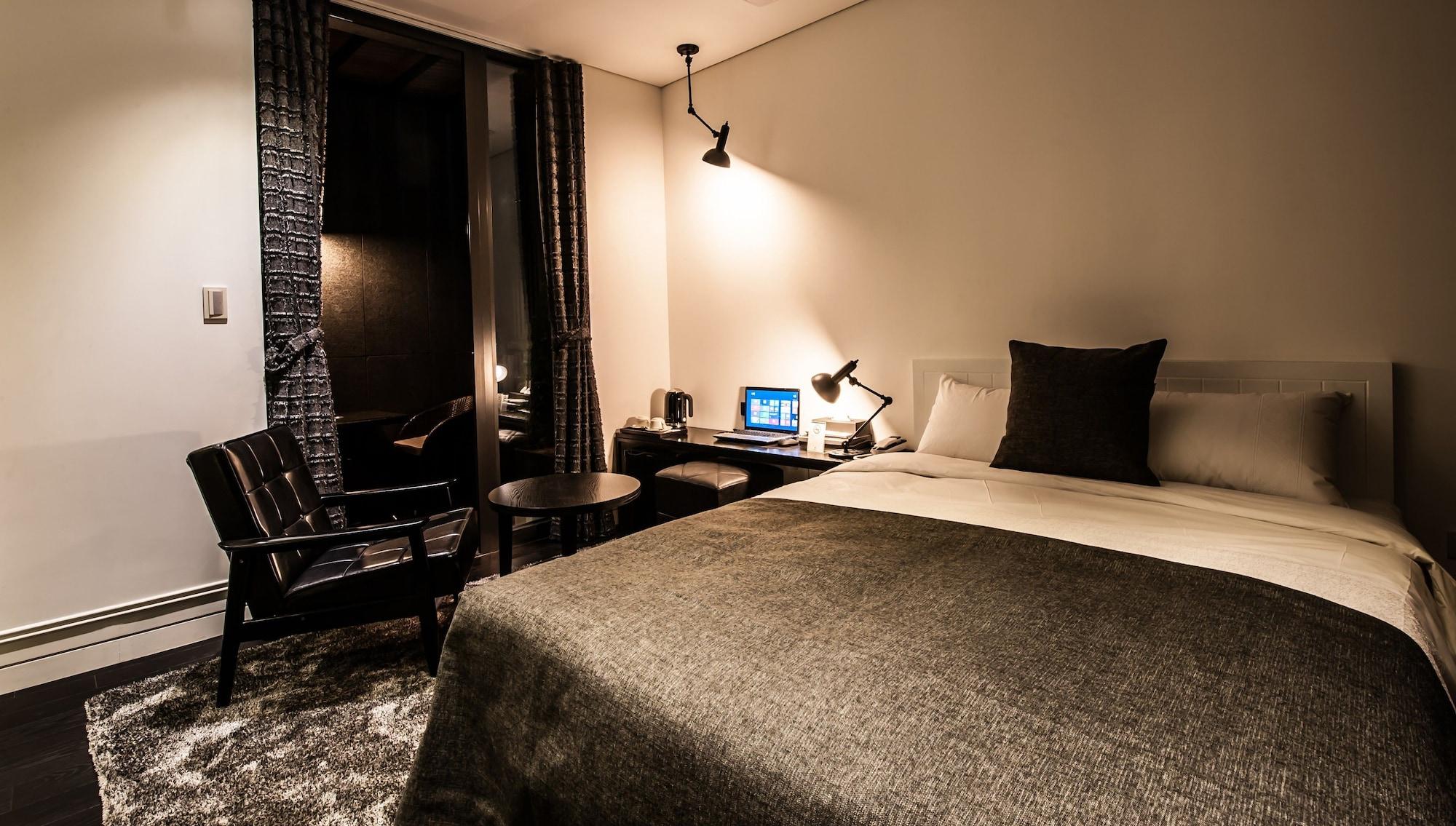 Sr Hotel Sadang Seul Esterno foto